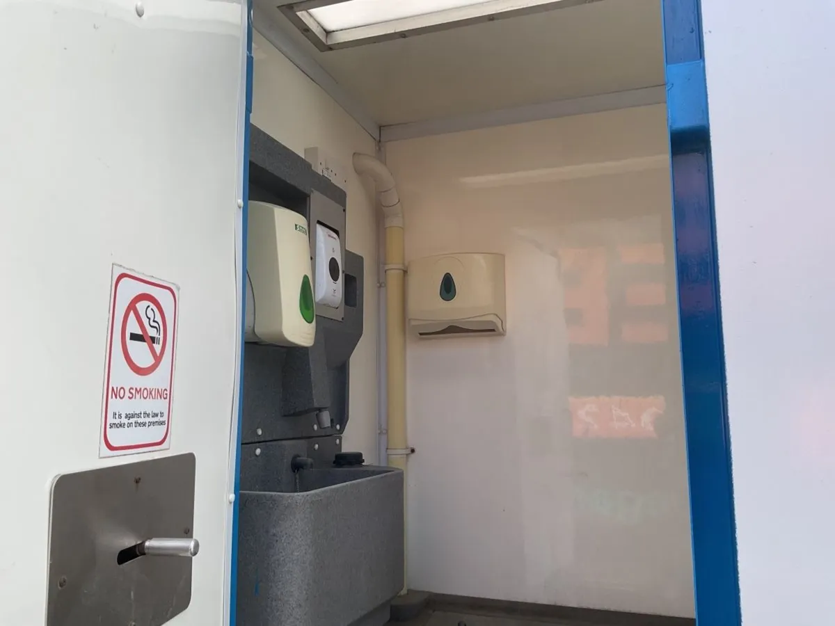 16 FT BOSS 12 MAN WELFARE UNIT CABIN....1263 T - Image 3