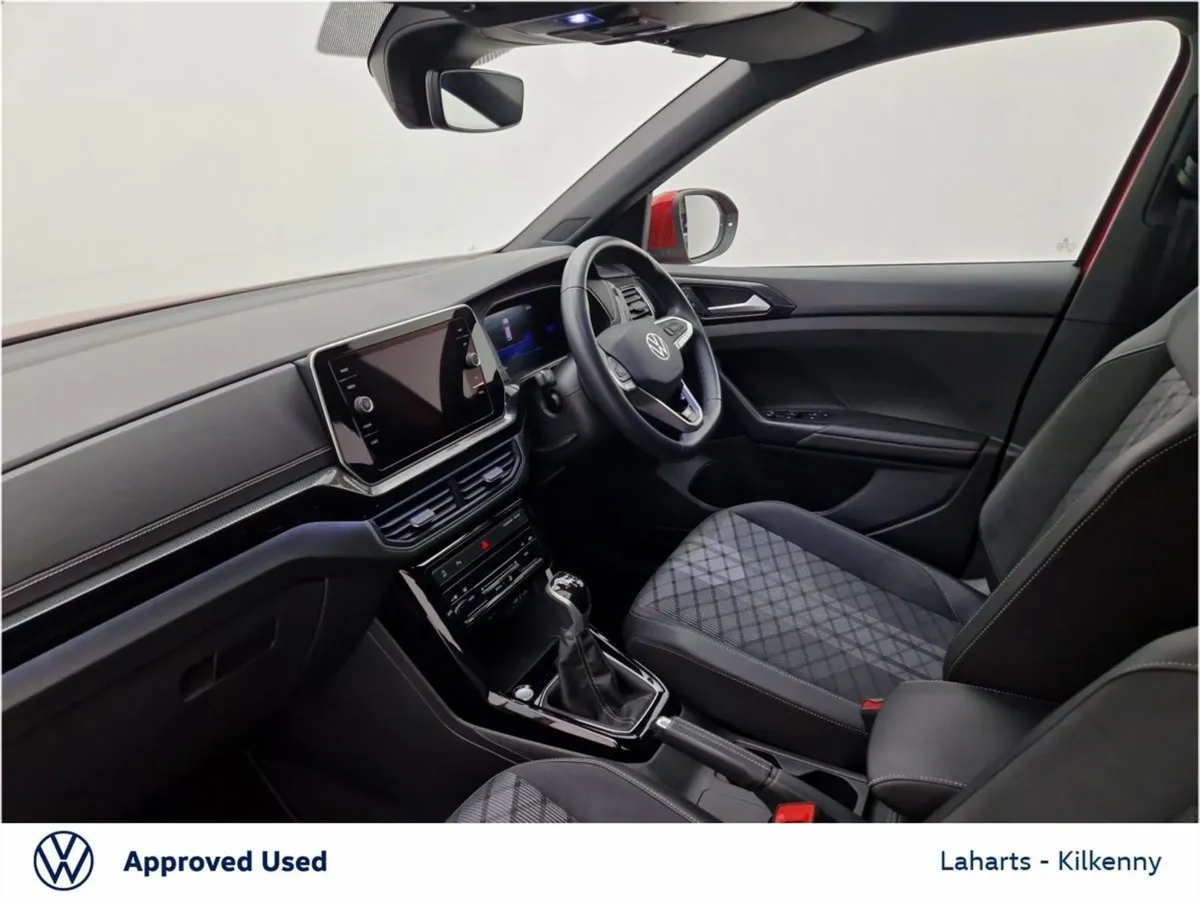 Volkswagen T-Cross R-line 1.0tsi 115HP - Image 4