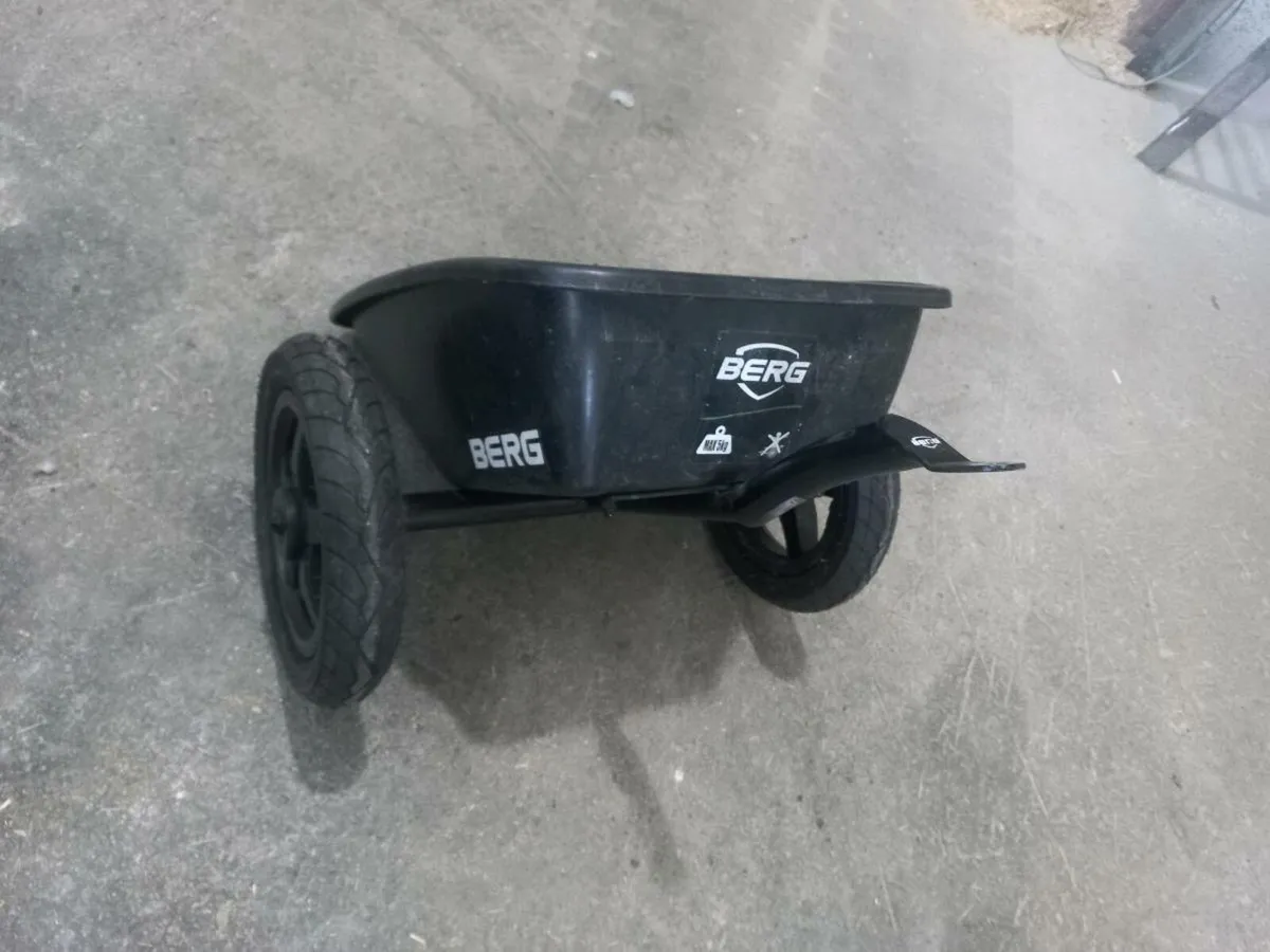 Berg trailer - Image 2