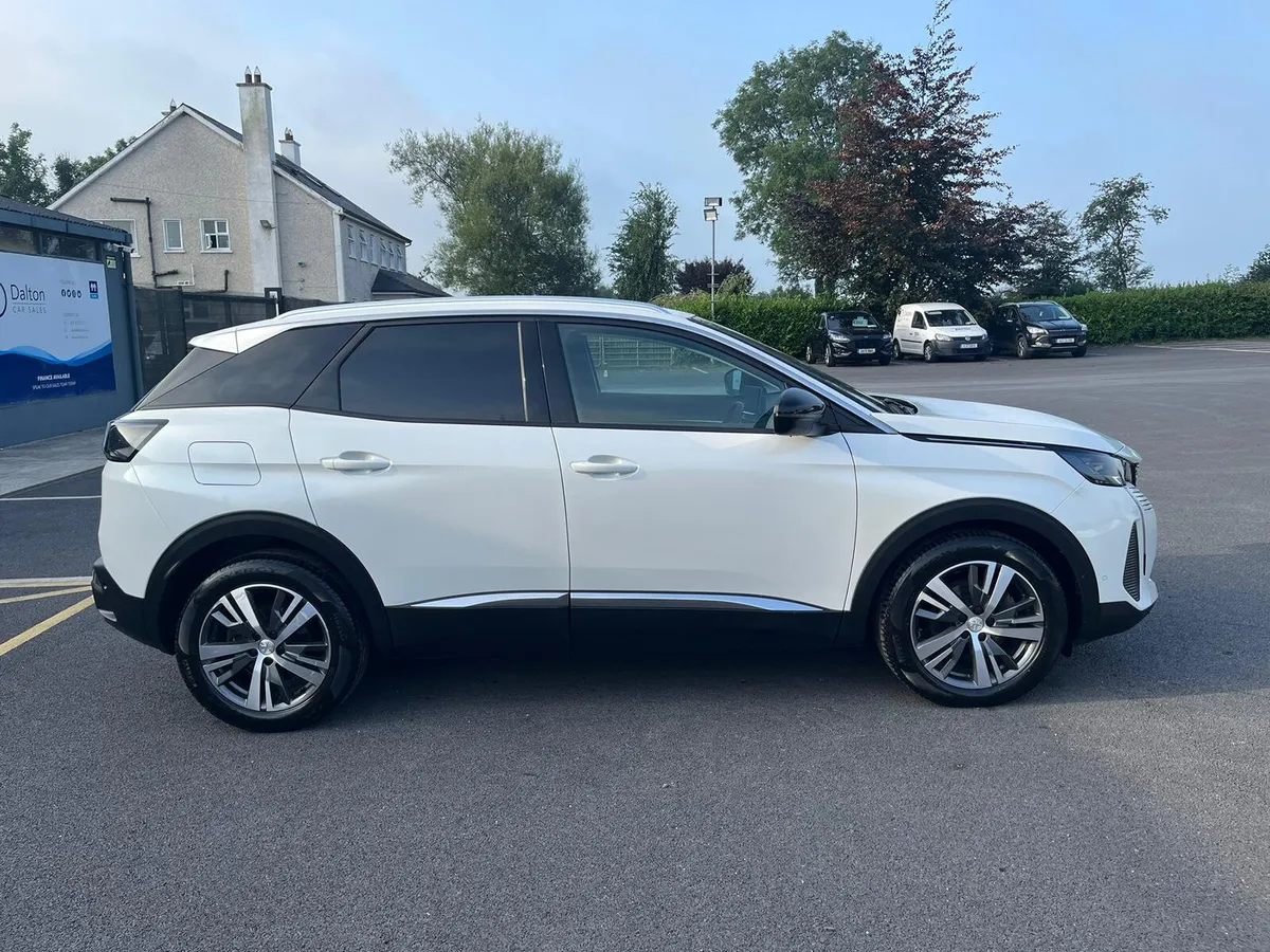 Peugeot 3008 Allure 1.5HDI 2 Seat Commercial 2022 - Image 4