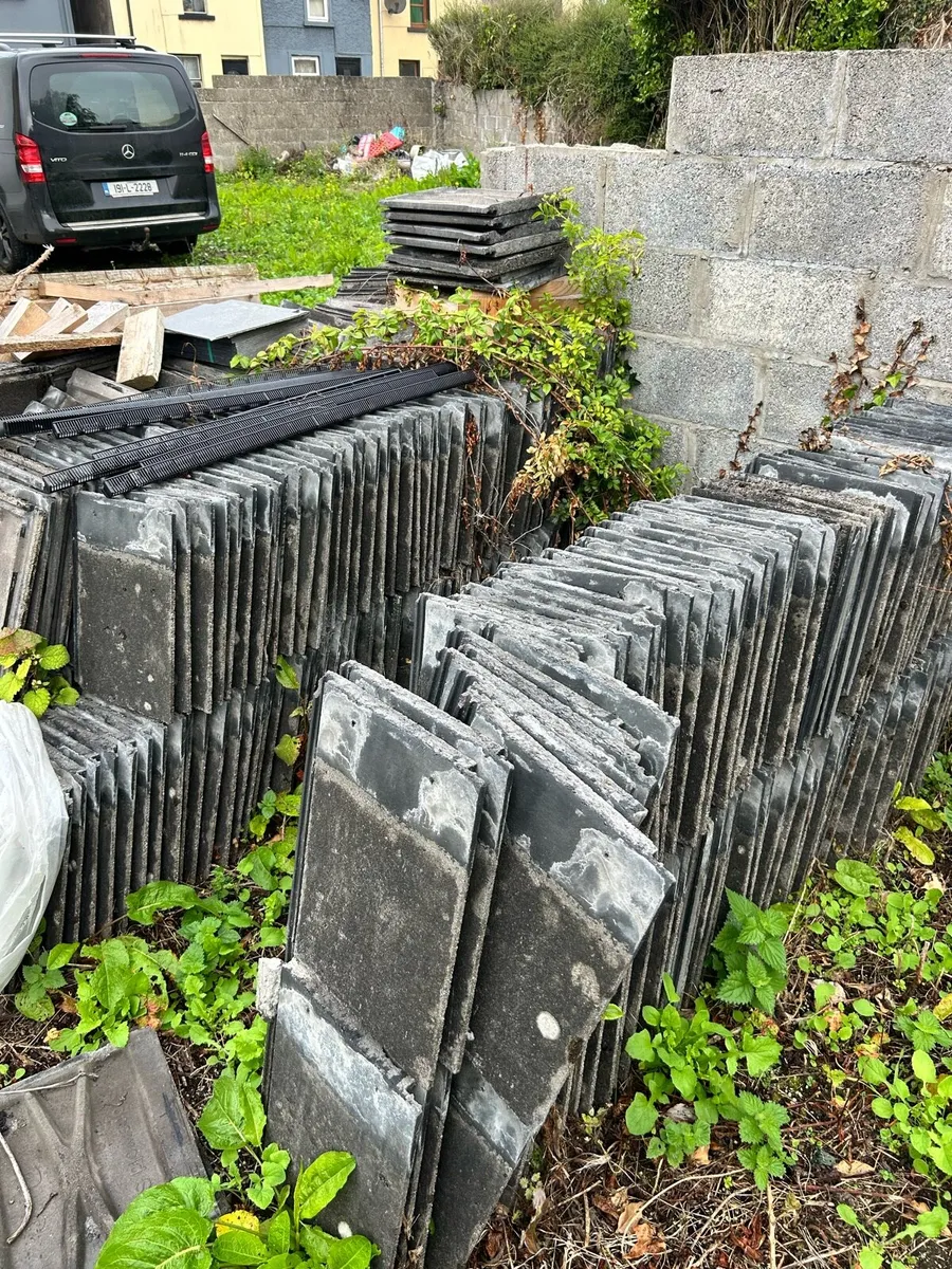 Roof tiles - Image 2