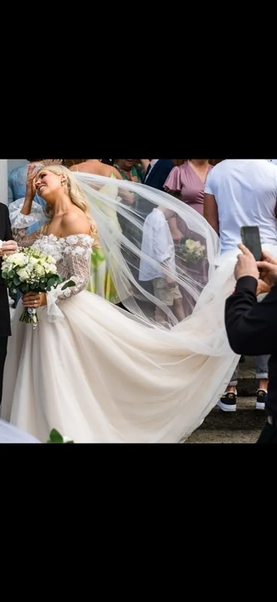 wedding - Image 2