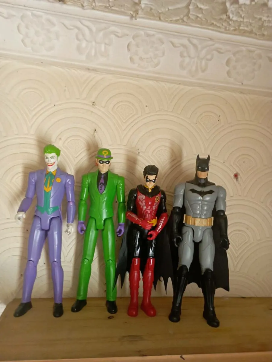 DC COMICS BATMAN AND ROBIN VS.JOCKER & RIDDLER - Image 2