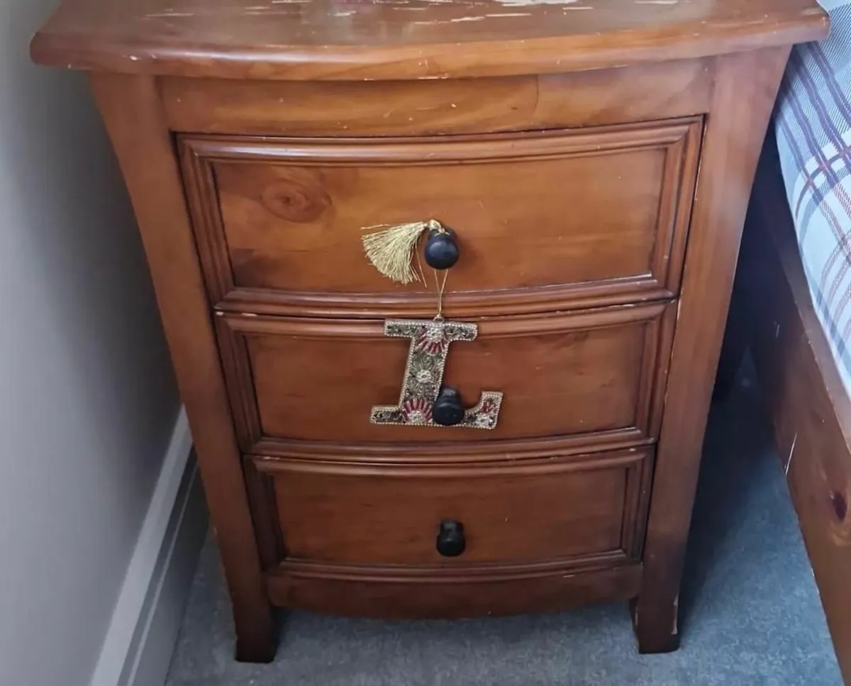 4 piece - bedroom set - Image 3
