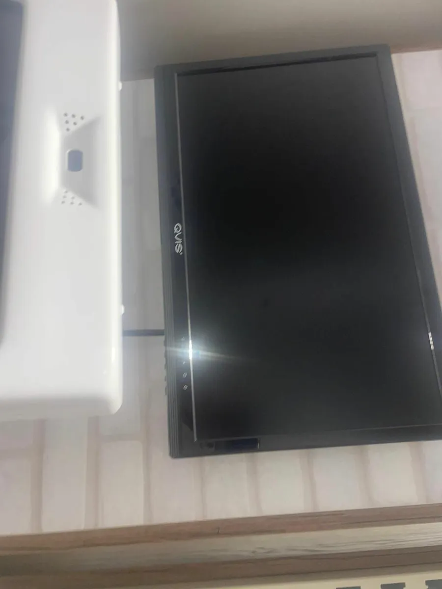 HP Monitor - Image 1