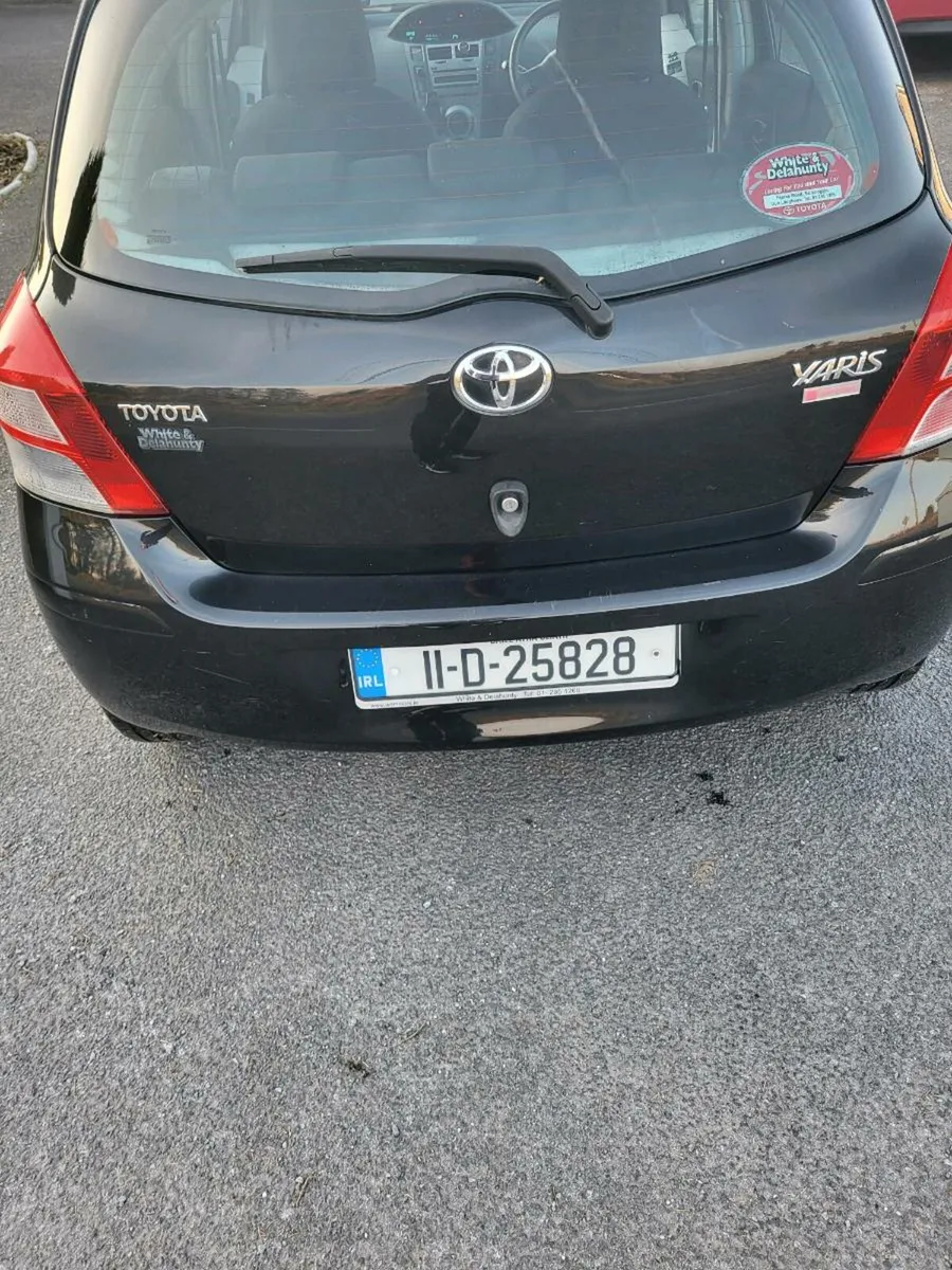Toyota Yaris **low mileage** - Image 2