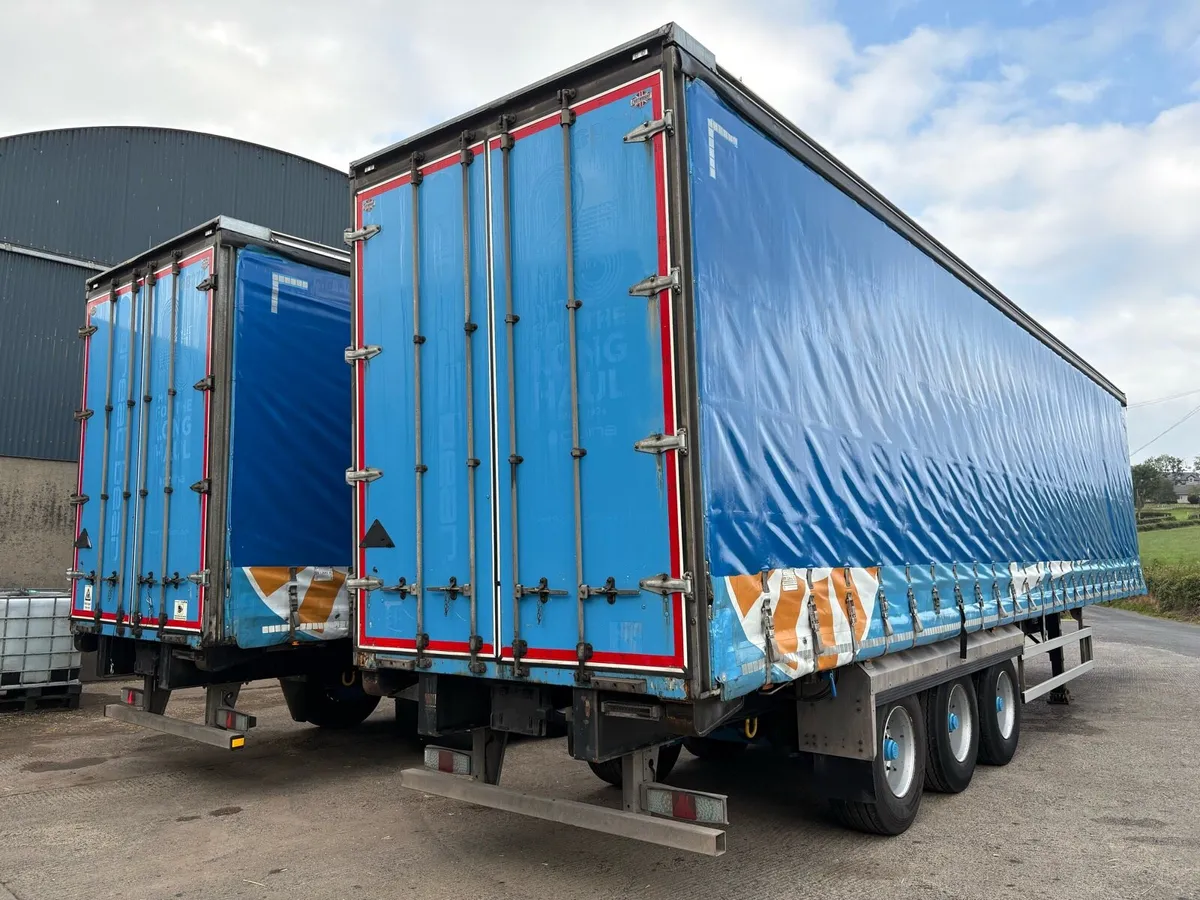 2019 Cartwright 4.58MT Triaxle Curtainsider - Image 3
