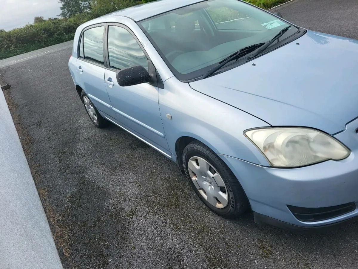 Toyota Corolla 2006 *low mileage* - Image 2