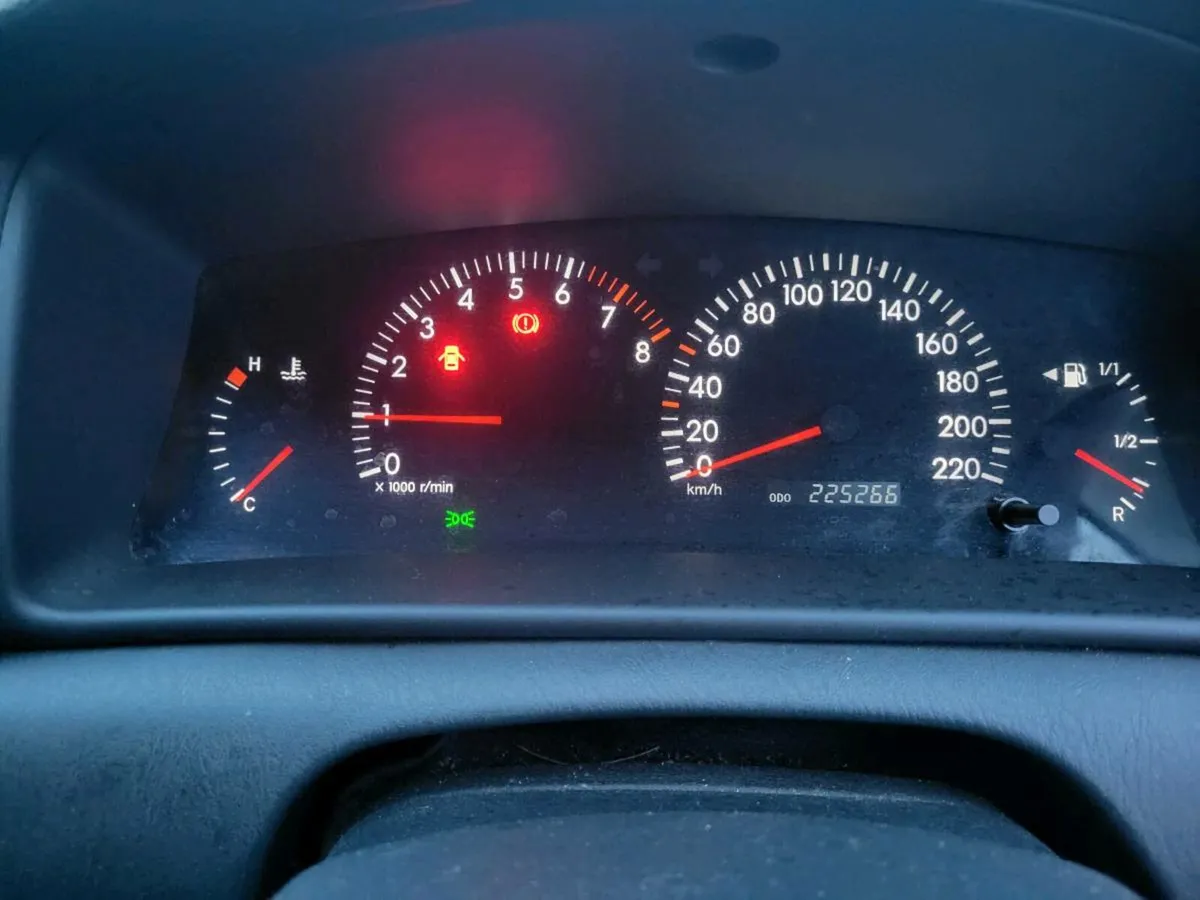 Toyota Corolla 2006 *low mileage* - Image 4