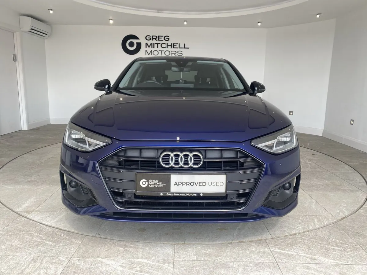 Audi A4 2023 - Image 2