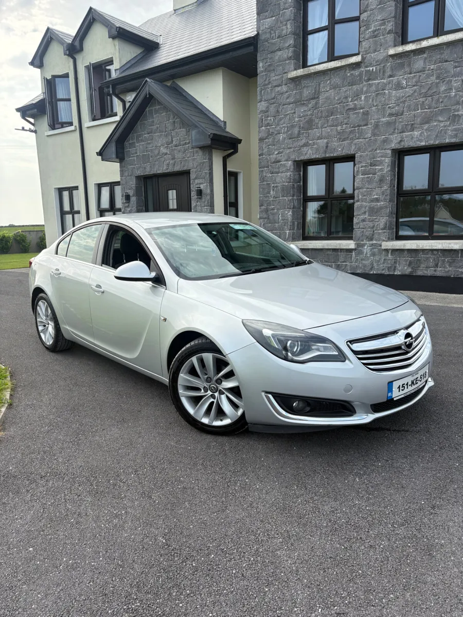 Opel Insignia 2015 - Image 1