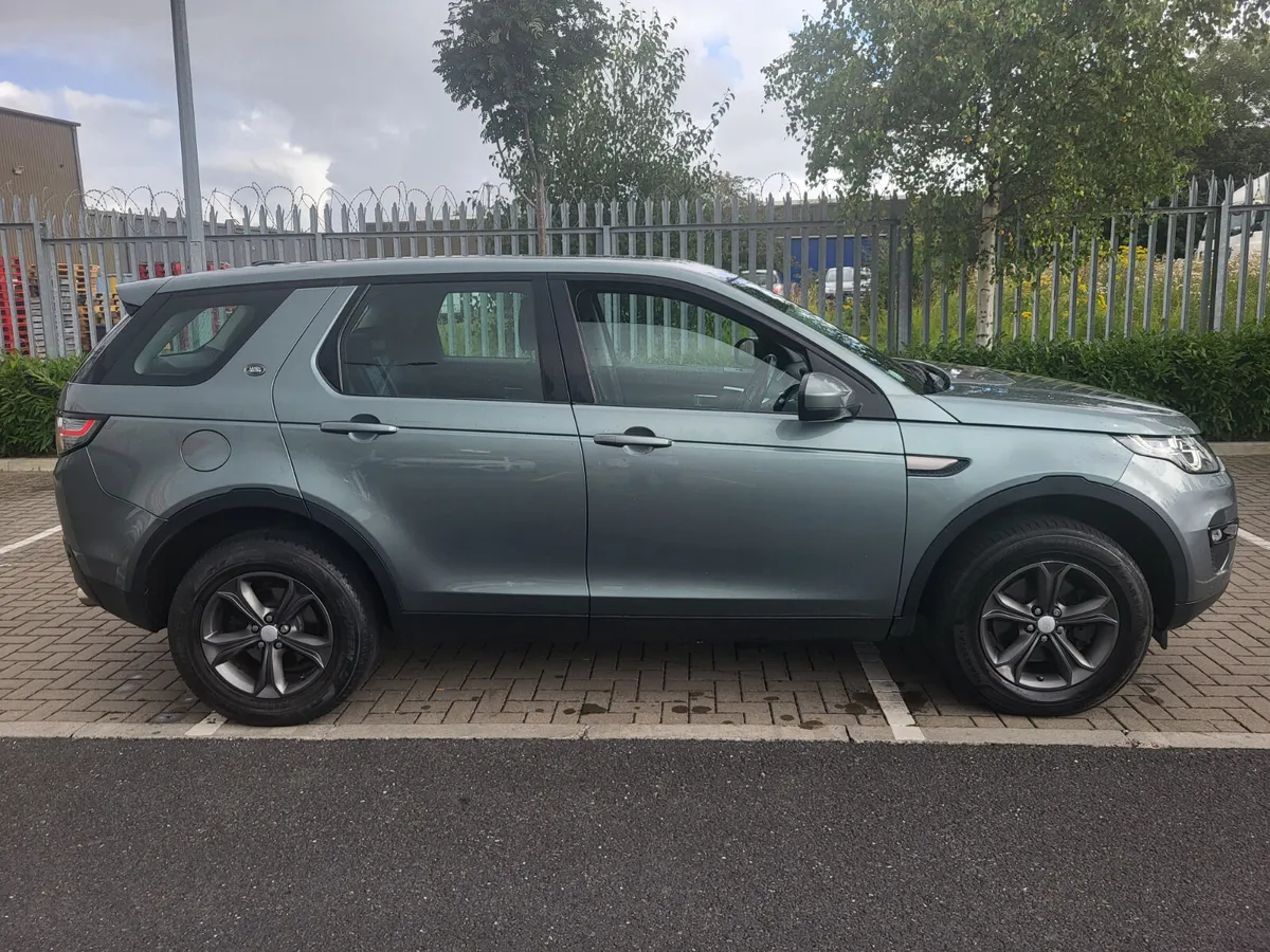 2016 Land Rover Discovery Sport Auto - Image 3