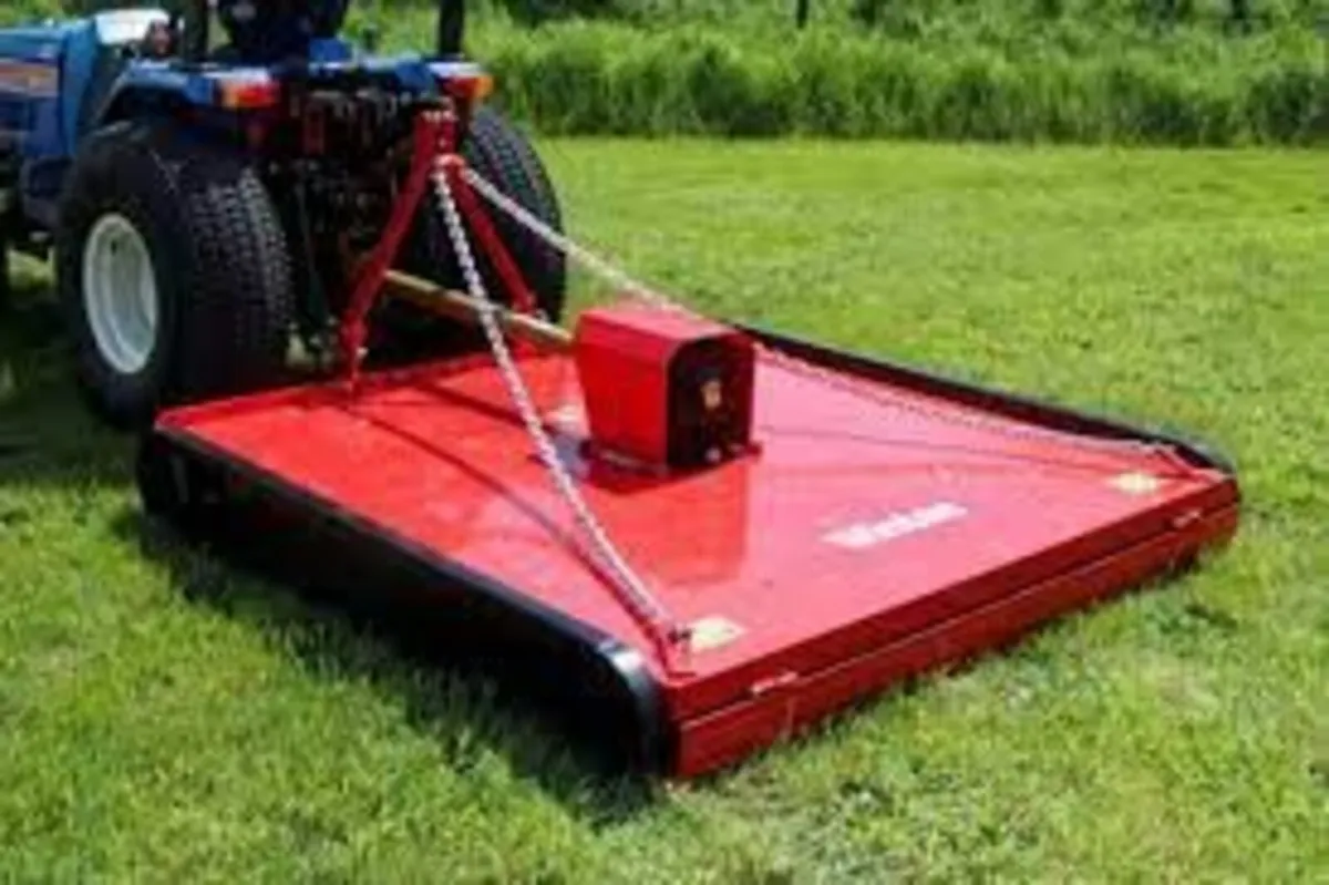 Topper for Massey 135 - Image 1