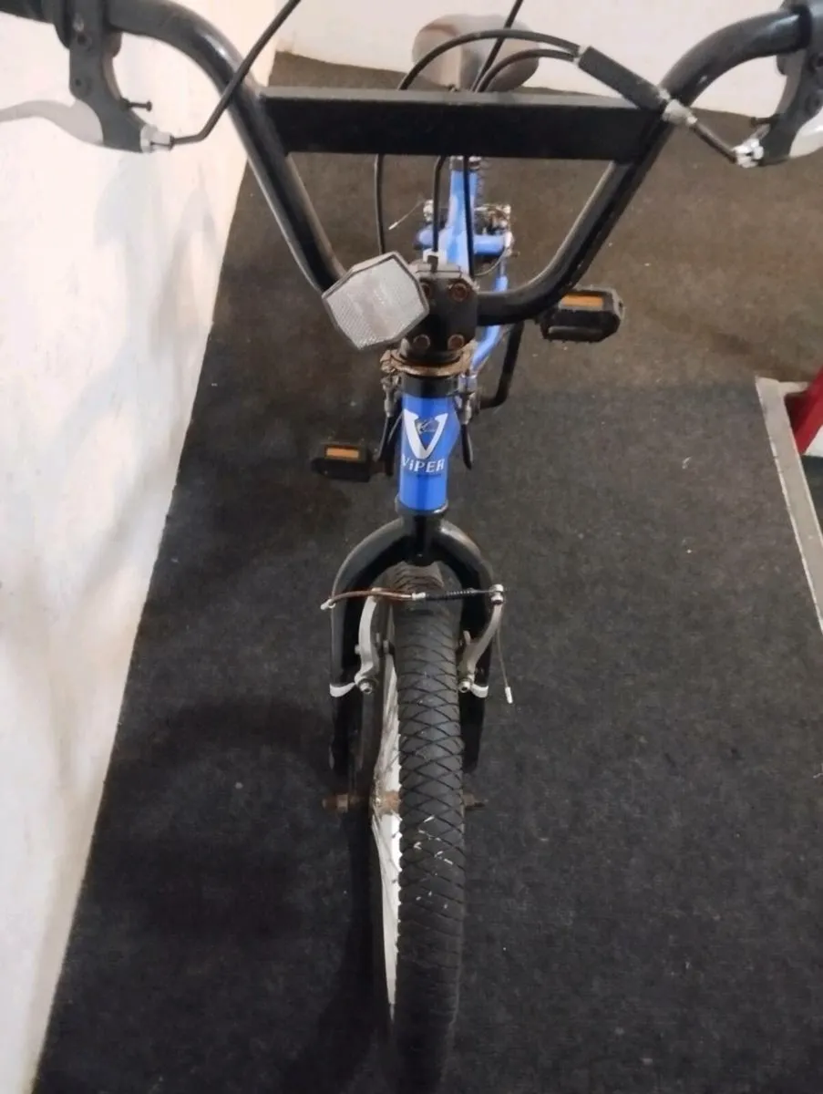 Boys 20inch BMX - Image 3