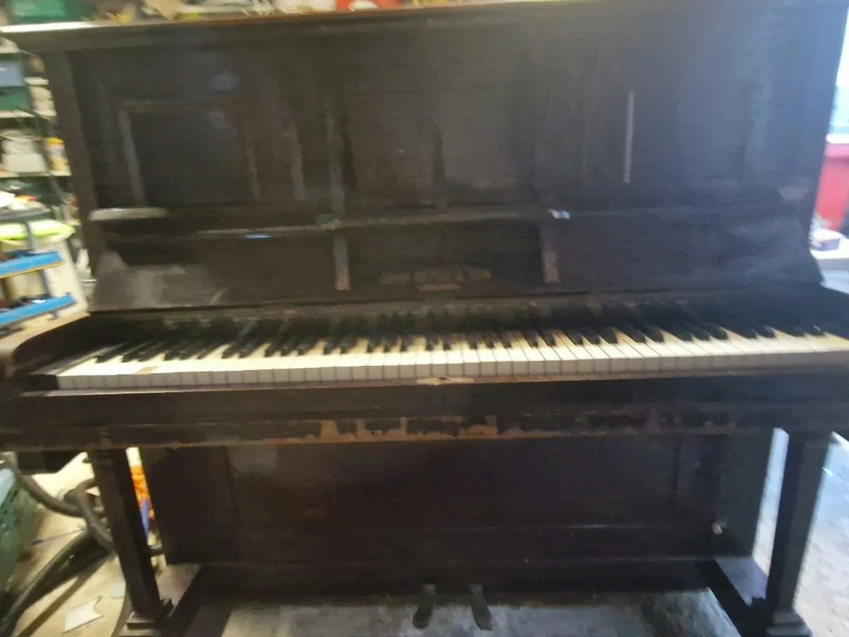 Piano - Image 2