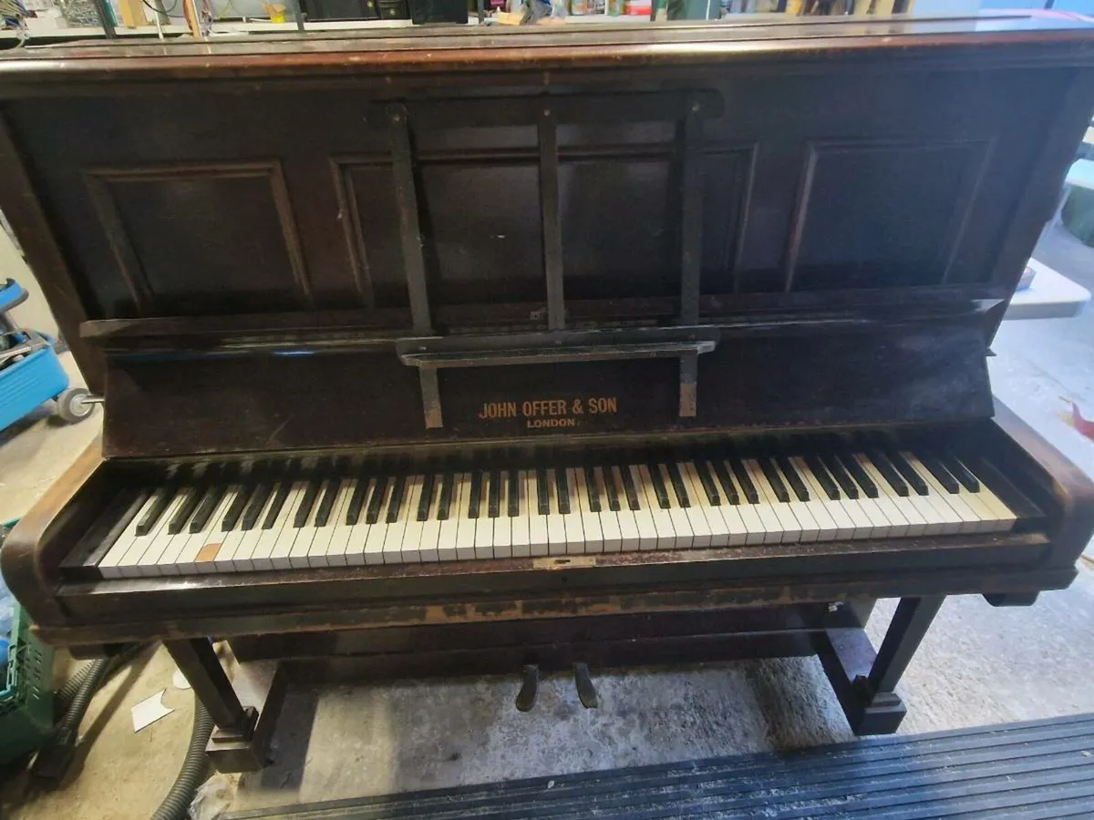 Piano - Image 3