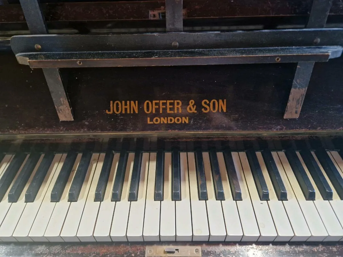 Piano - Image 4