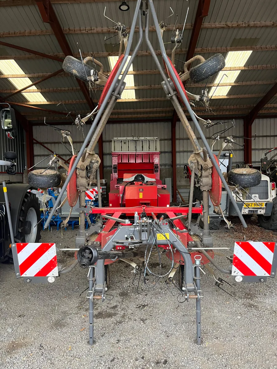 Massey Ferguson 776X Tedder - Image 1