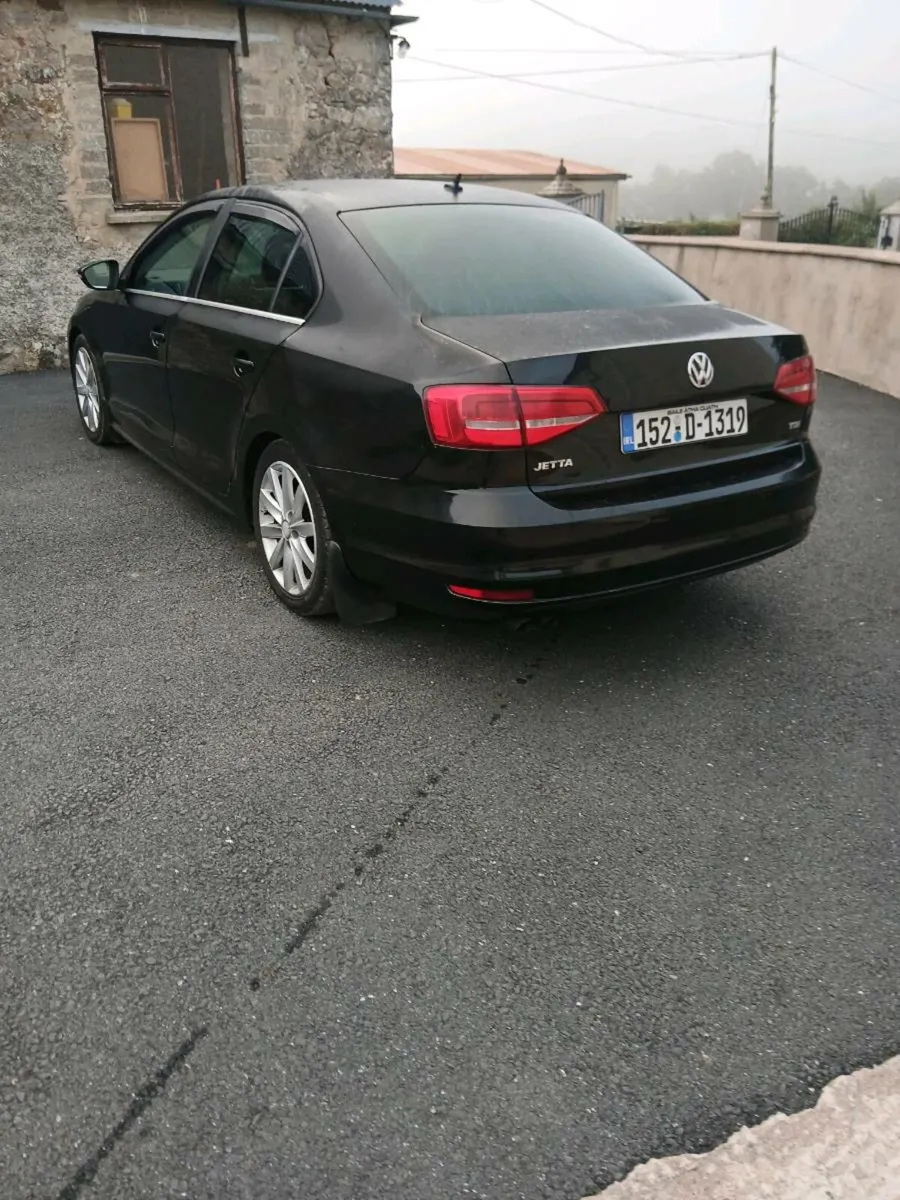 Volkswagen jetta 2.0 tdi  Dsg - Image 3