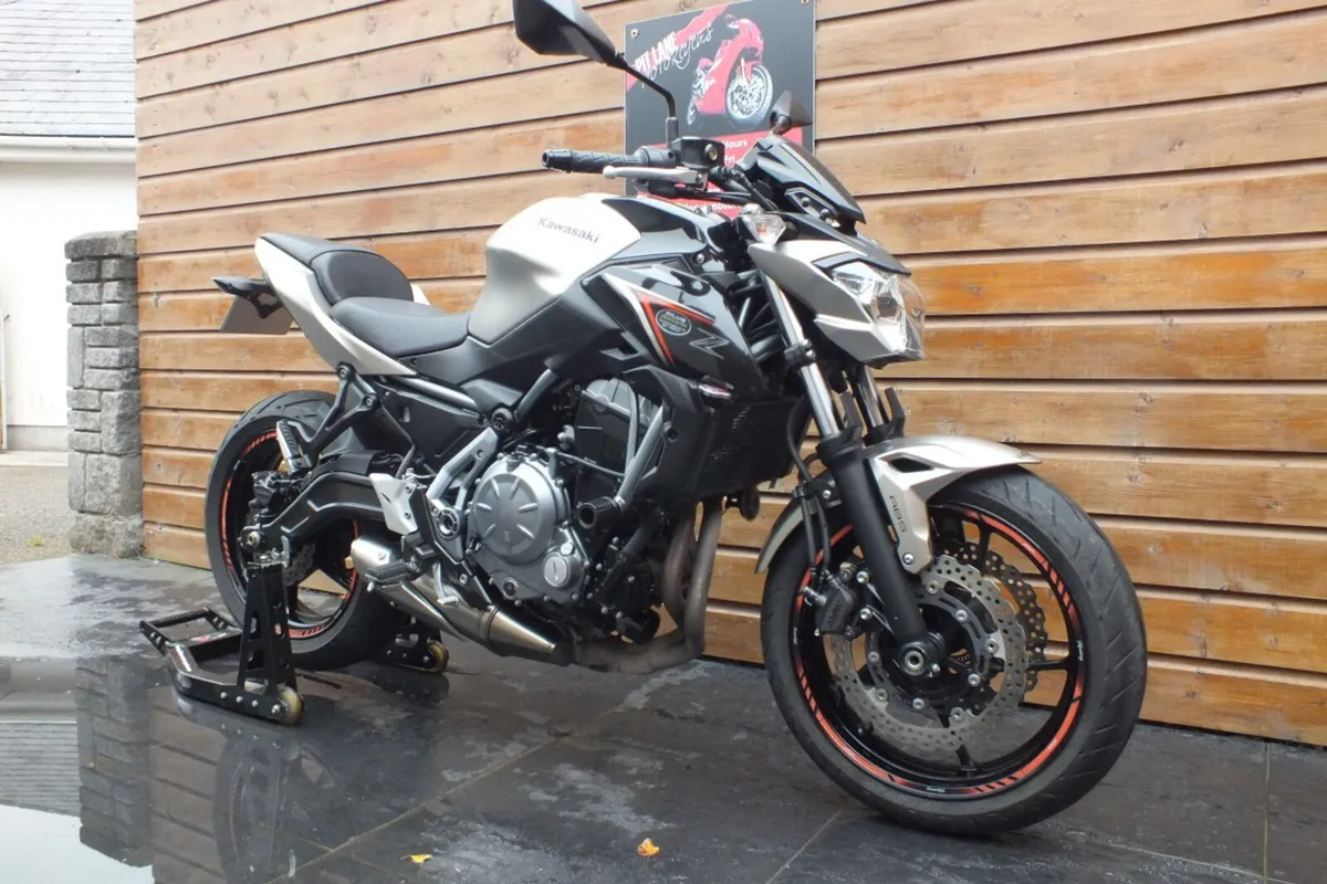2018 Kawaski Z650 ABS (Low Miles & Immaculate) - Image 4