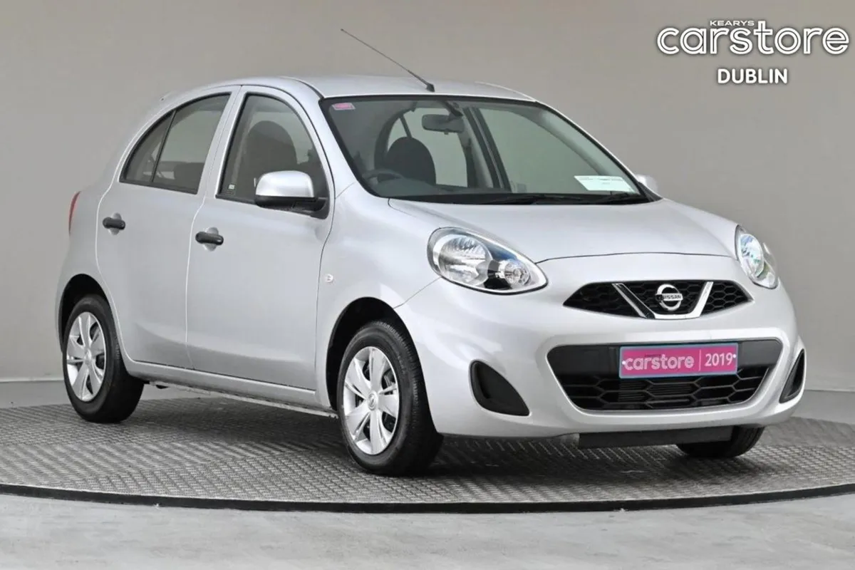 Nissan March 1.2 CVT  reverse Cam - Image 1