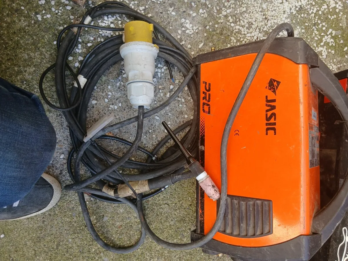 Tools - Image 4