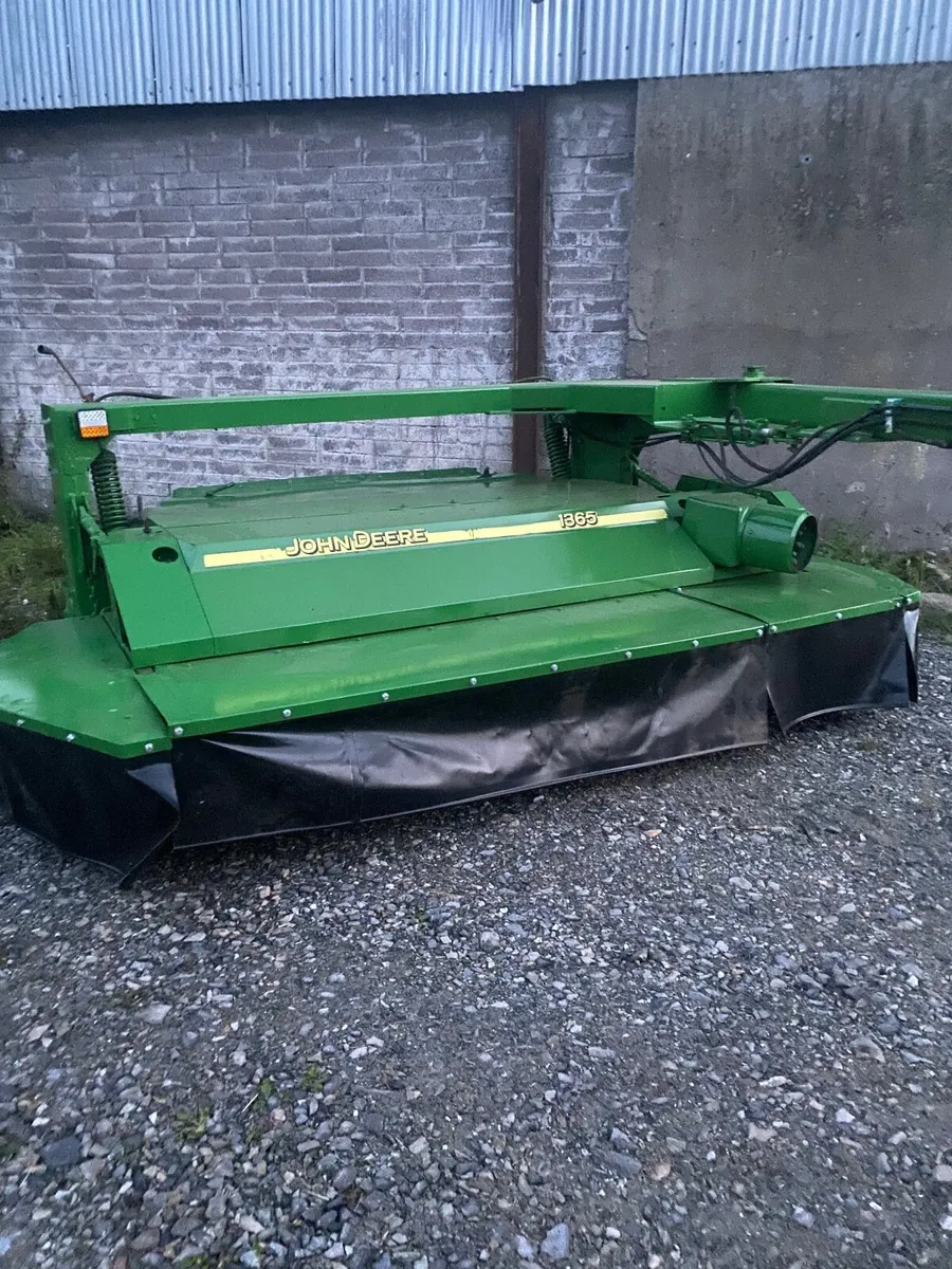 John Deere mower - Image 1