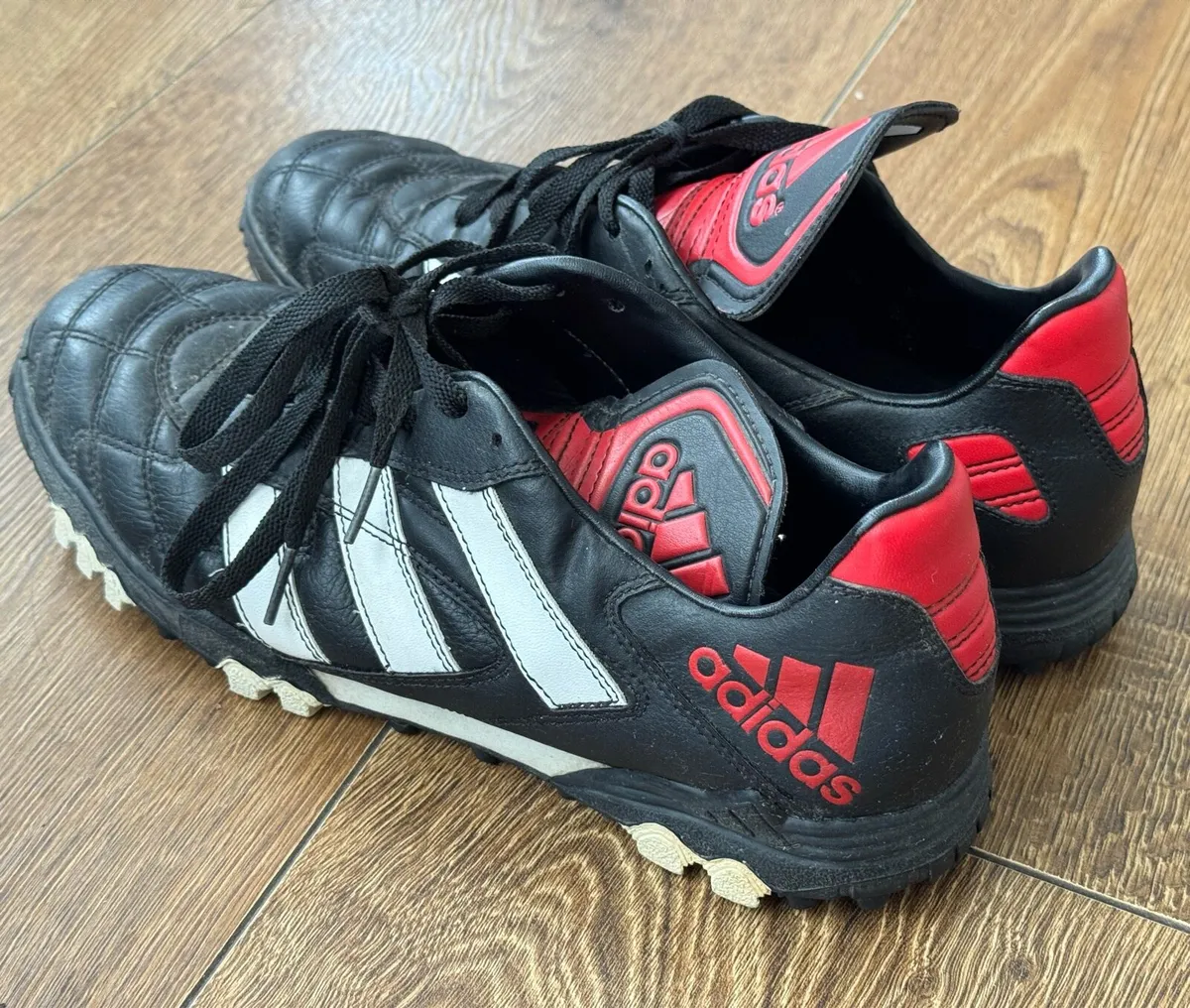 Adidas astro football/sports boots - Image 2
