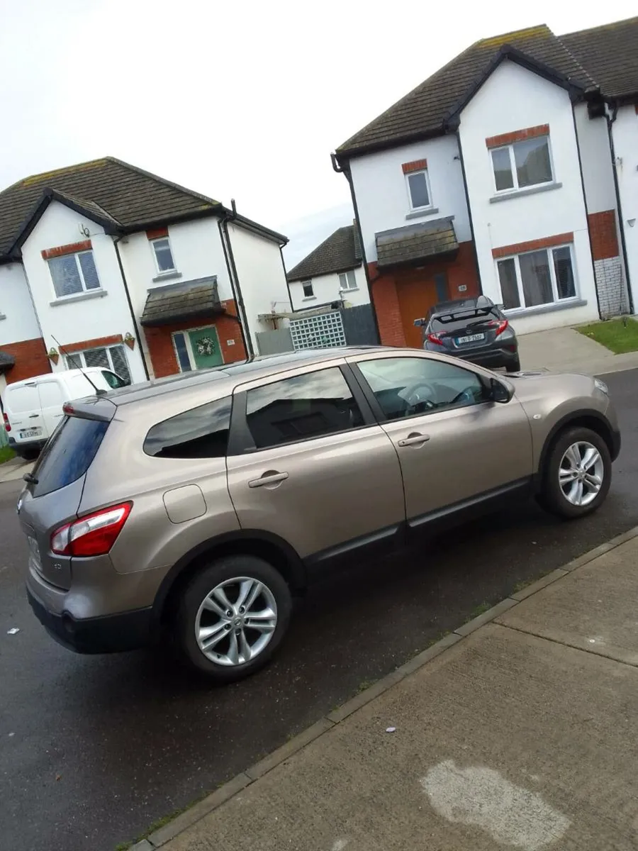 Nissan Qashqai +2 - Image 2