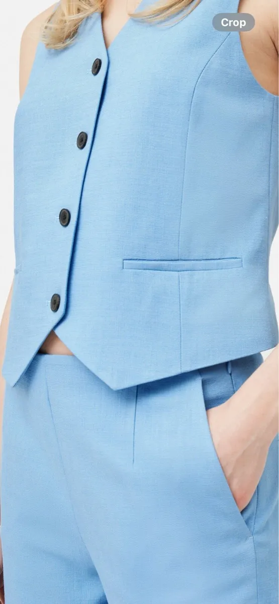 Jigsaw suit (UK8)/  big fit - Image 2