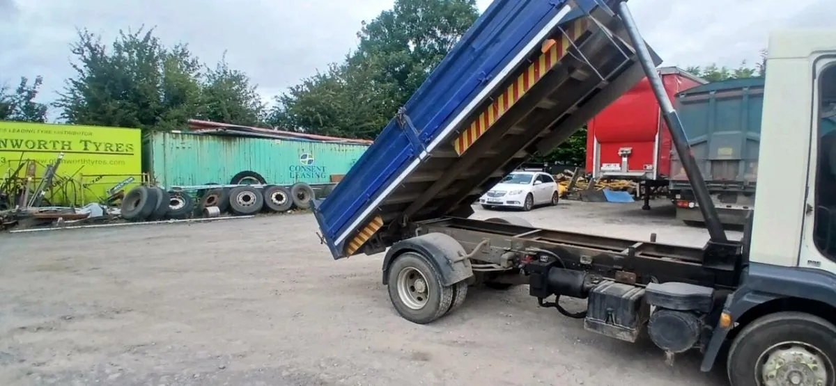 Daf tipper 2006 - Image 4