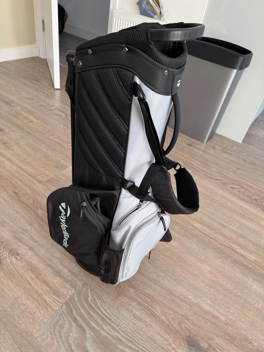 Taylormade Classic Stand Bag - Image 3
