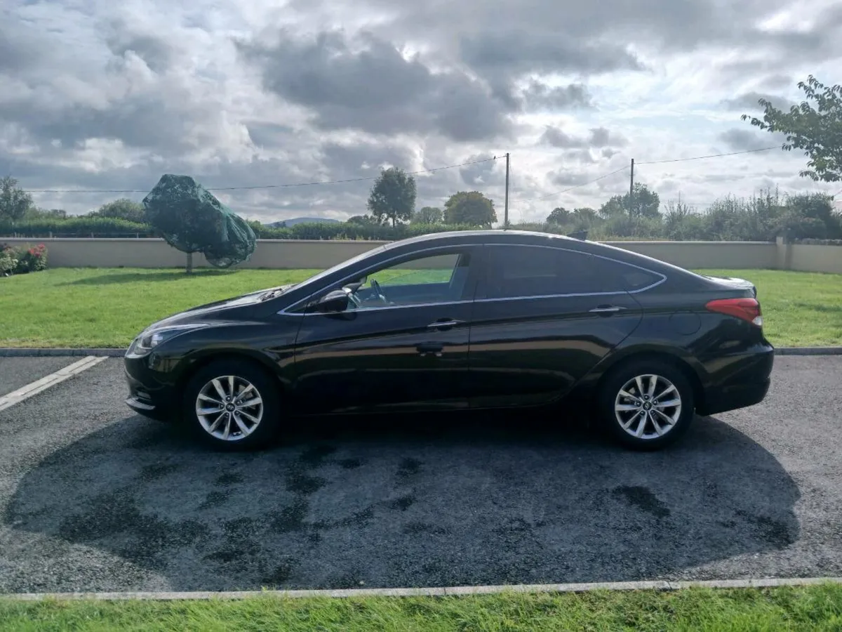 Hyundai i40 2018 with long NCT 2026 - Image 3