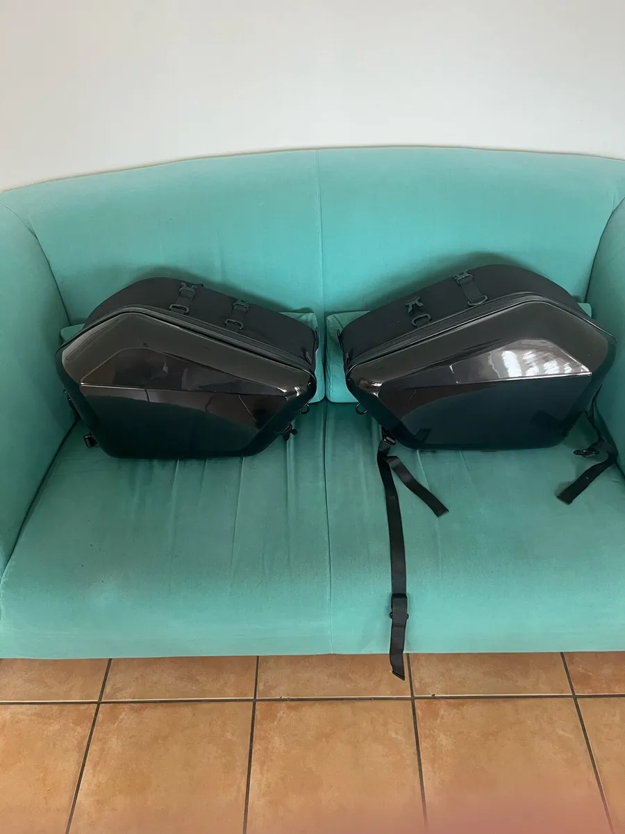 Motorcycle gear - Image 1