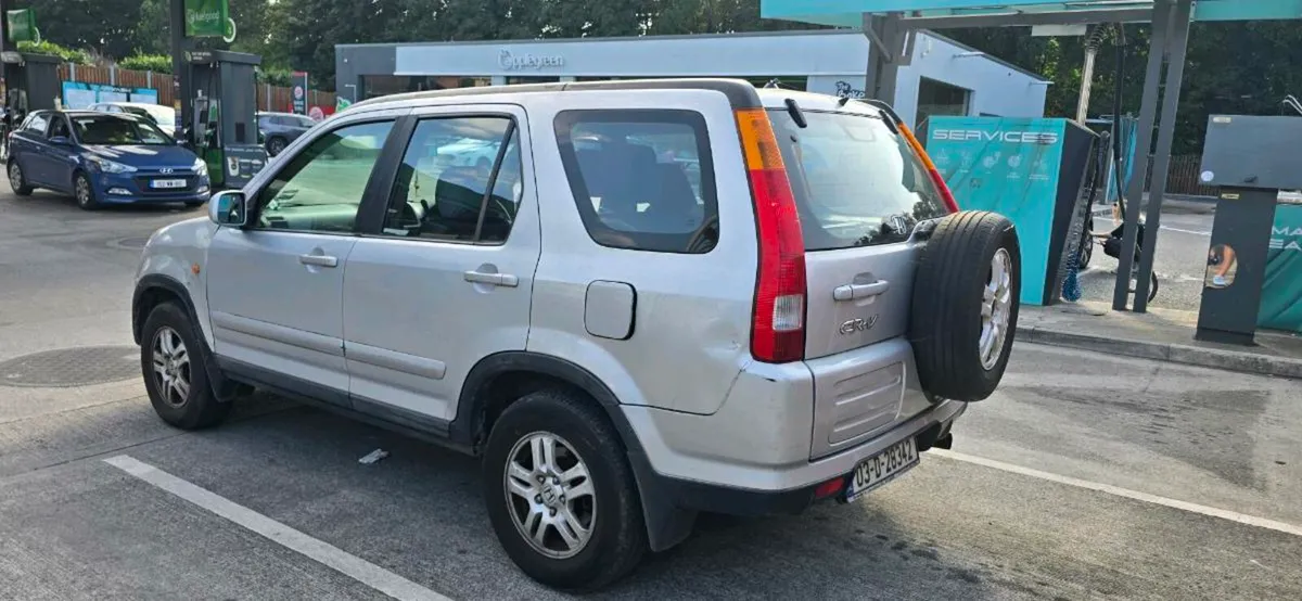 2.0 Petrol Auto - Image 3