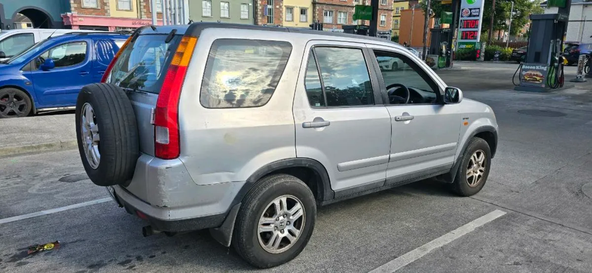 2.0 Petrol Auto - Image 4