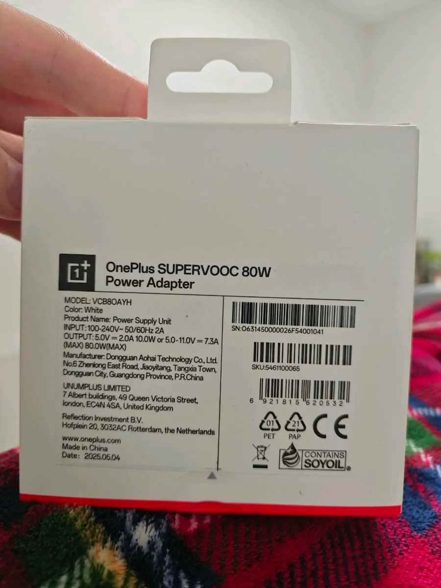 OnePlus charger - Image 2