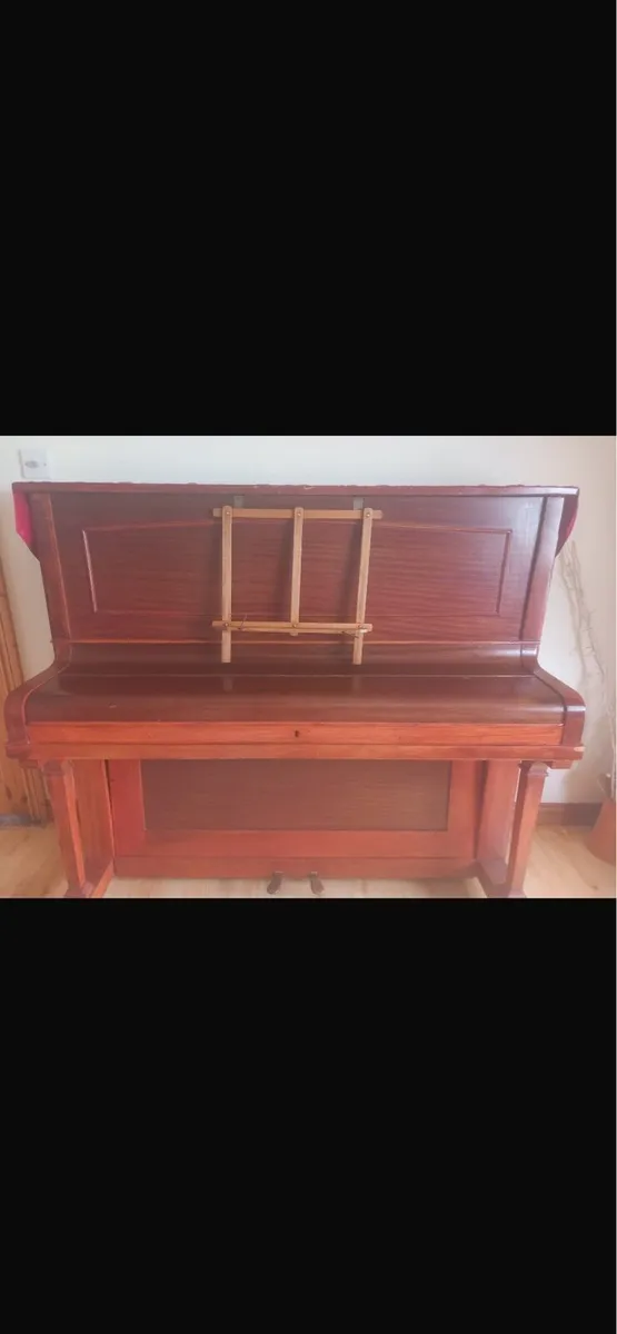 Piano 🎹 - Image 2