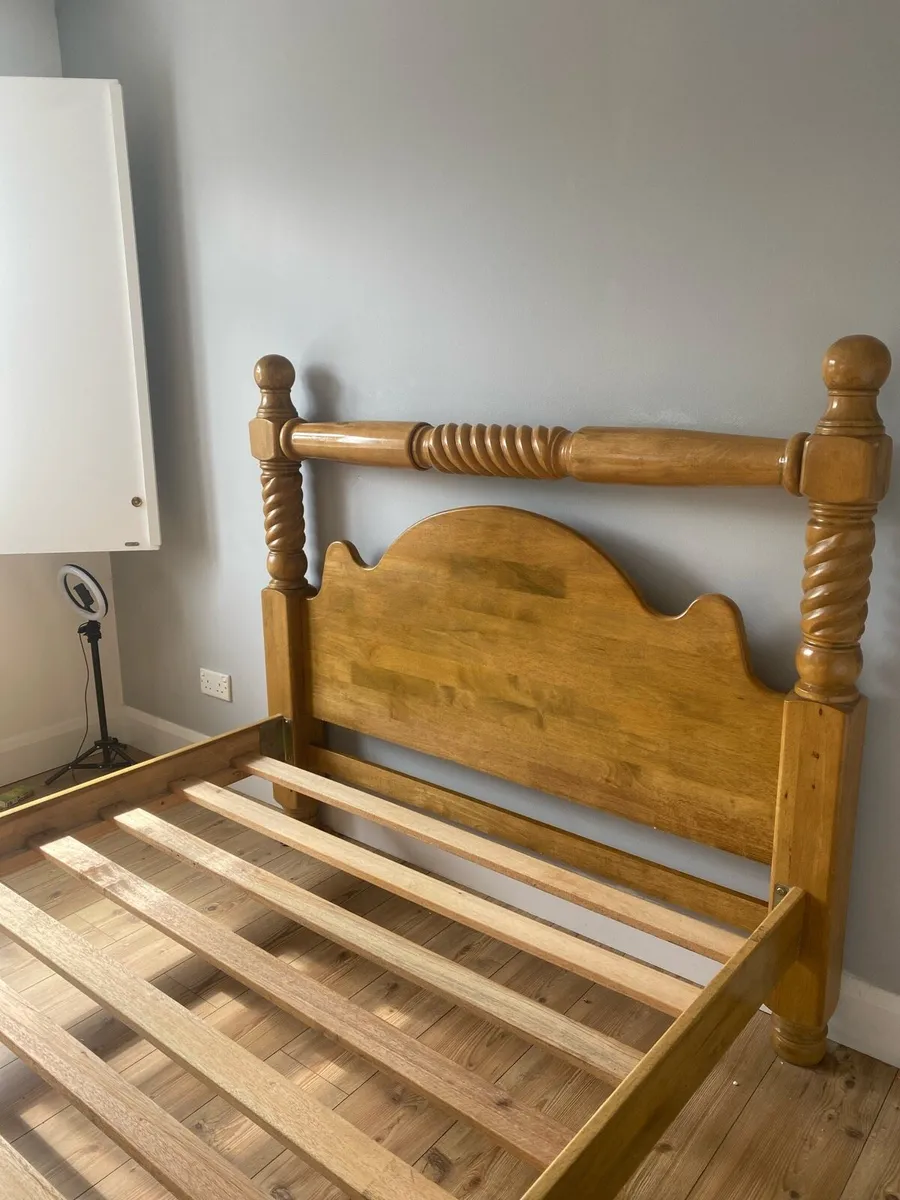 Solid wood double bed-sturdy and stylish - Image 2