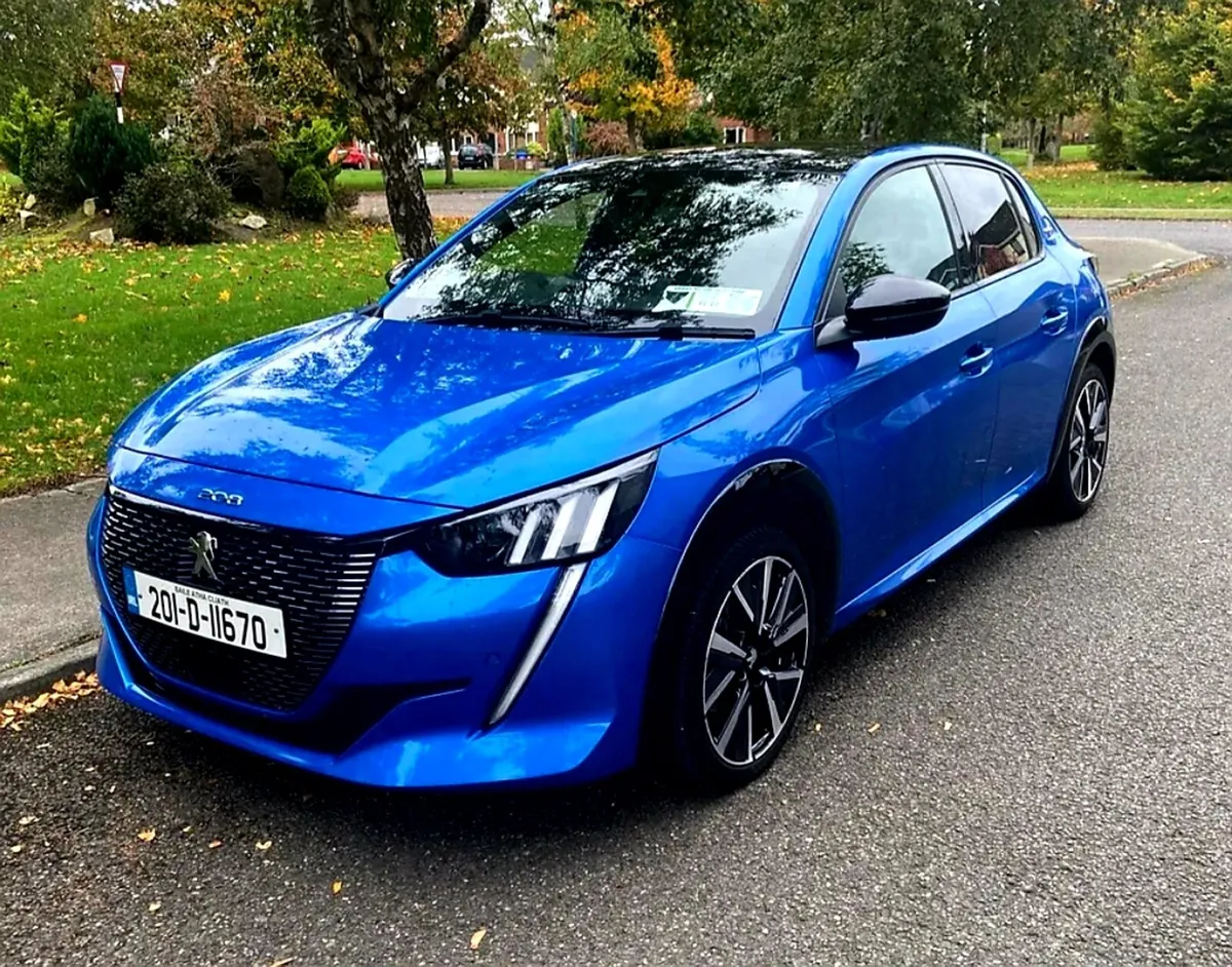 Peugeot 208 GT-Line - Image 1