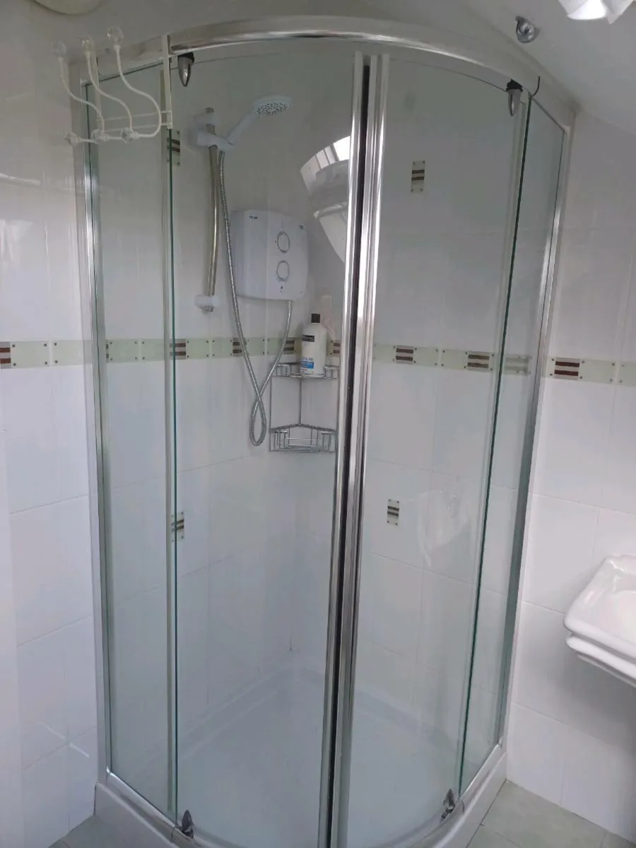 Bathroom - Image 3