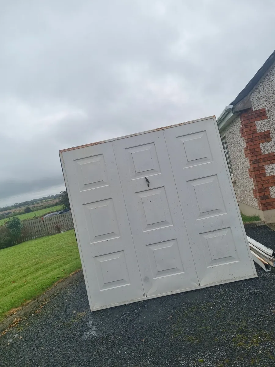 Garage Door - Image 4