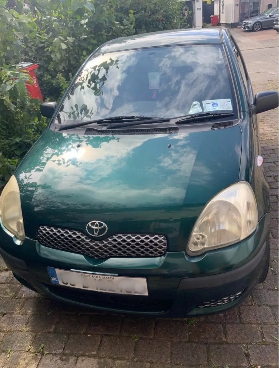 Toyota Yaris 2005 - Image 1