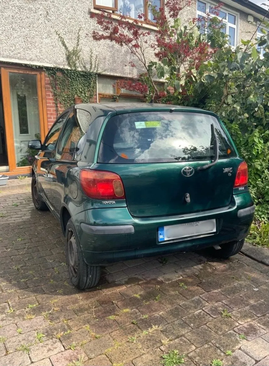 Toyota Yaris 2005 - Image 4