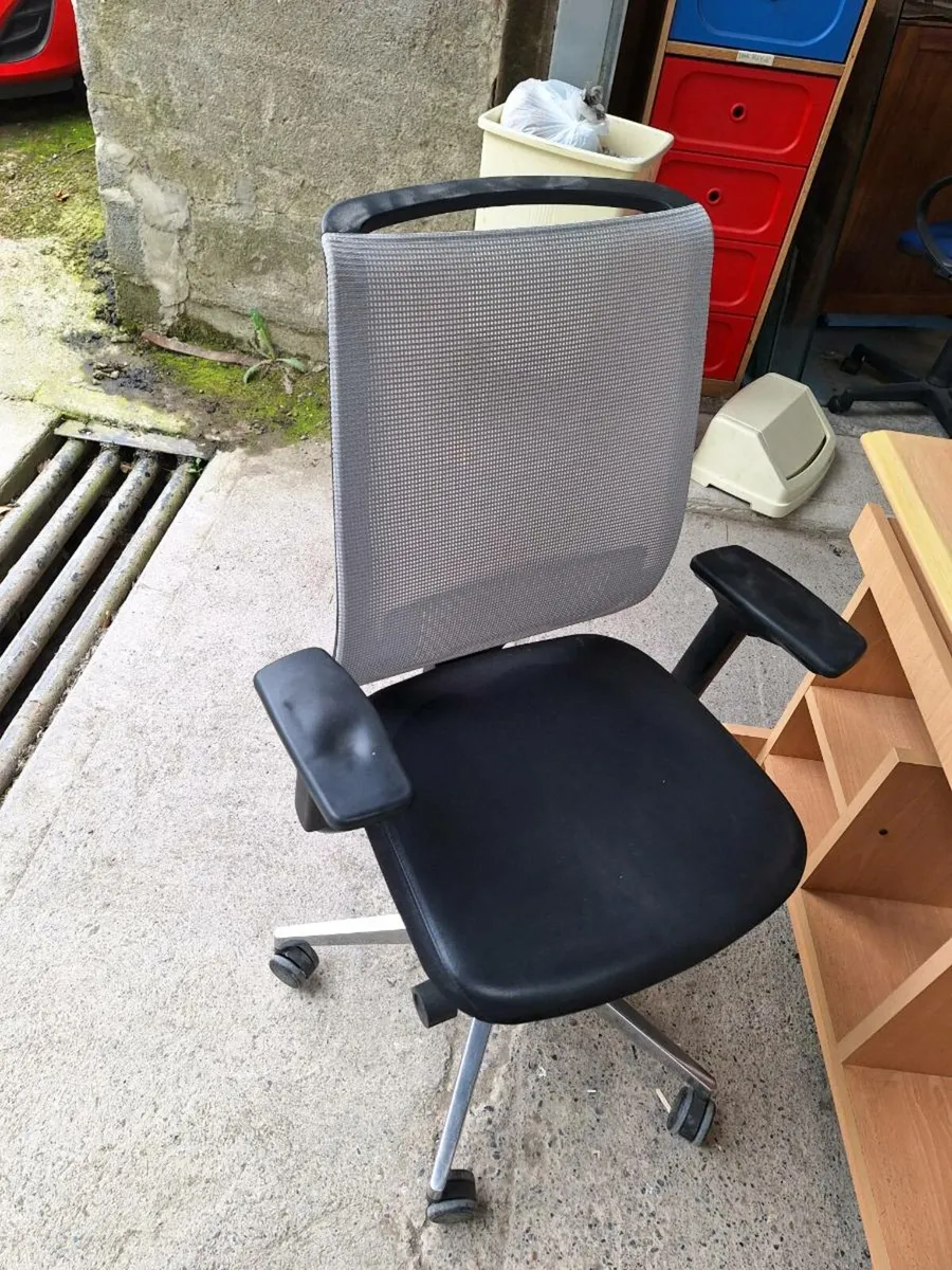 Desk(computer table) with chair (DELIVERY) - Image 3