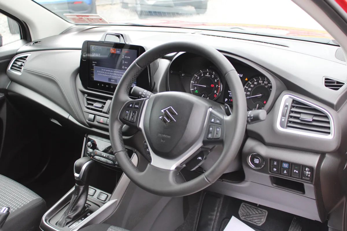 Suzuki S-Cross 1.5 Motion Automatic - Image 2