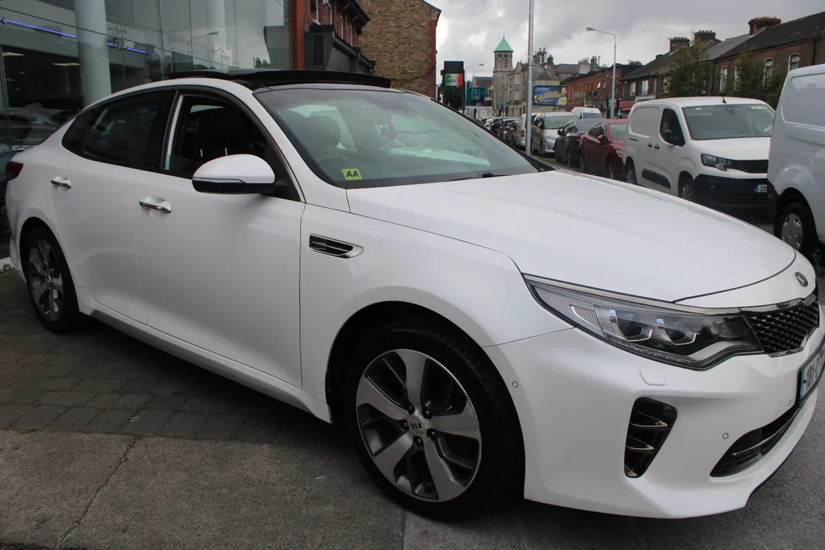 Kia Optima 1.7 GT-LINE 2018 - Image 2