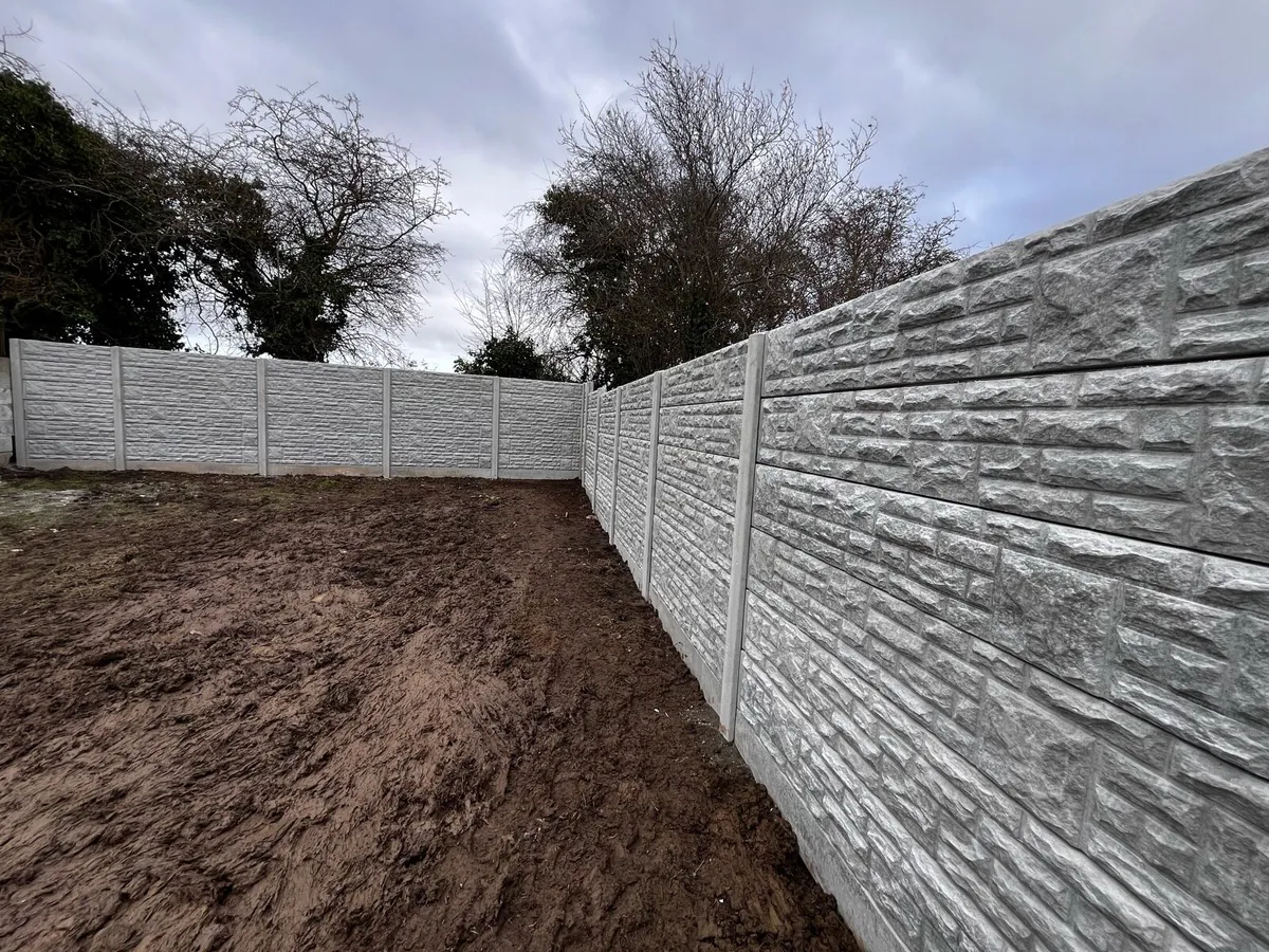 Concrete walls,concrete fence posts - Image 4