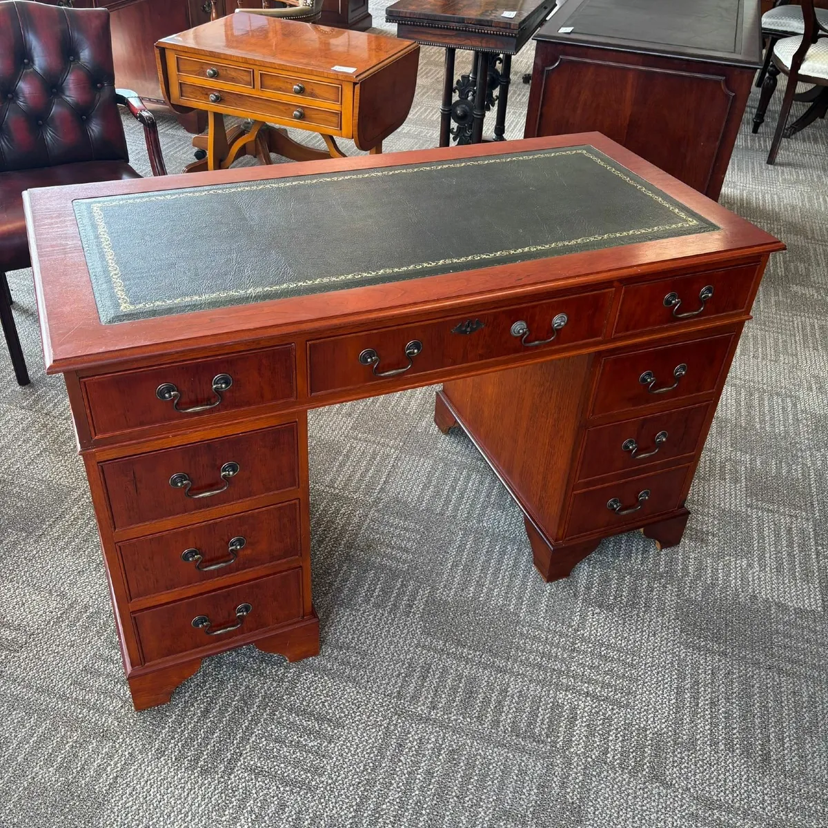 Beautiful yew leather top twin pedestal writing de - Image 1
