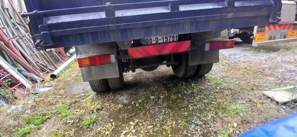 Man tipper 00 (has turf creels included) - Image 3
